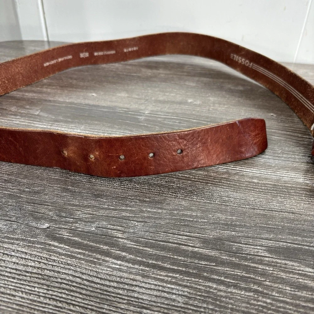 Fossil Mens size 38 Brown Genuine Leather Belt Nickel Buckle 1.5